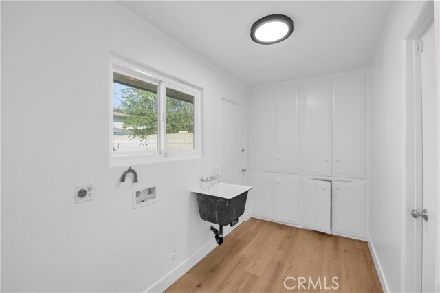 Detail Gallery Image 33 of 37 For 2527 E Brookside, Orange,  CA 92867 - 4 Beds | 2 Baths