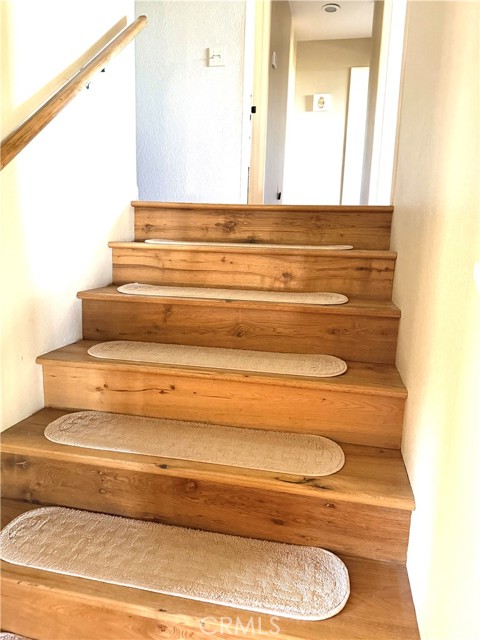 Detail Gallery Image 7 of 25 For 984 Pinon Rd, Pinon Hills,  CA 92372 - 3 Beds | 2/1 Baths