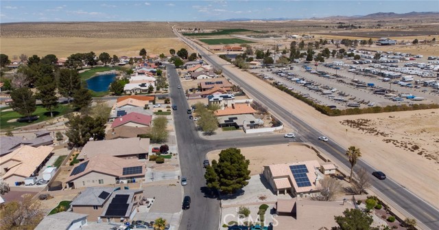 Detail Gallery Image 14 of 42 For 27857 Hummingbird, Helendale,  CA 92342 - 3 Beds | 2/1 Baths