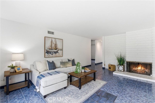 Detail Gallery Image 20 of 46 For 233 Brookshire Pl, Brea,  CA 92821 - 3 Beds | 2 Baths