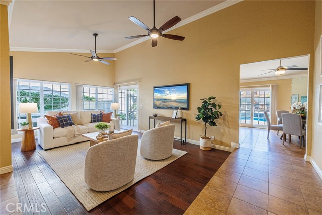 Detail Gallery Image 10 of 54 For 23372 Dune Mear Road, Lake Forest,  CA 92630 - 4 Beds | 2 Baths