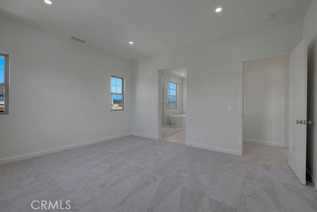 228 Birdseye, Irvine CA: https://media.crmls.org/medias/e02223b3-6f2e-4272-ba4d-1c151683b201.jpg