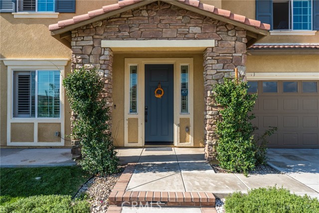 Detail Gallery Image 5 of 43 For 5252 Denali Ct, Fontana,  CA 92336 - 5 Beds | 3 Baths