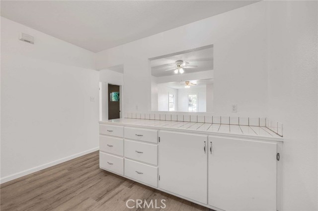 Detail Gallery Image 13 of 17 For 926 Newport Ave #1,  Long Beach,  CA 90804 - 3 Beds | 1 Baths