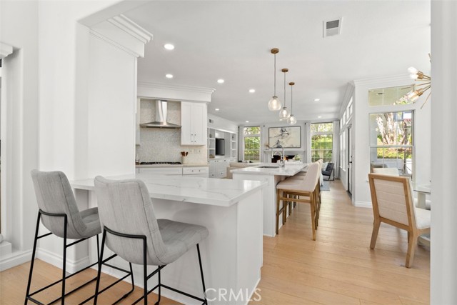 Detail Gallery Image 23 of 75 For 27153 Woodbluff Rd, Laguna Hills,  CA 92653 - 5 Beds | 4/1 Baths