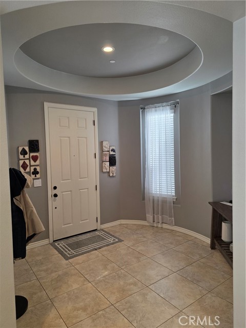 Detail Gallery Image 9 of 26 For 5448 Biella Ct, Fontana,  CA 92336 - 5 Beds | 3 Baths