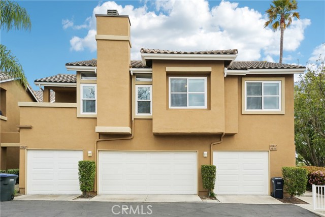 28416 Yosemite Drive, Trabuco Canyon CA: https://media.crmls.org/medias/e0269563-b440-4d3e-8e5d-aa34c9d9bd89.jpg