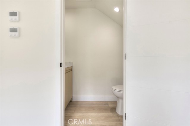 Detail Gallery Image 7 of 23 For 1070 Allen #D,  Glendale,  CA 91201 - 2 Beds | 1/1 Baths