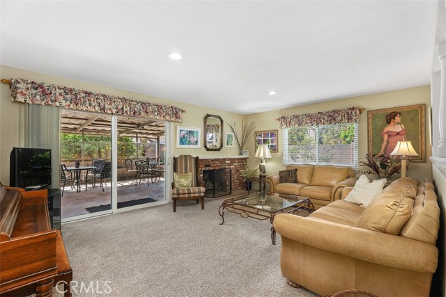 Image 4 of 33 For 4282 Crystal