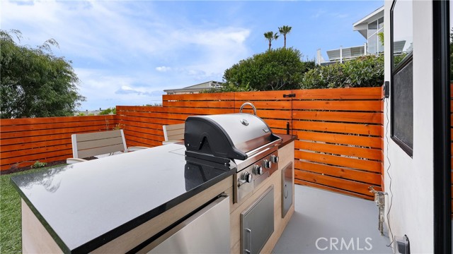 Detail Gallery Image 37 of 55 For 1095 Miramar, Laguna Beach,  CA 92651 - 3 Beds | 2 Baths
