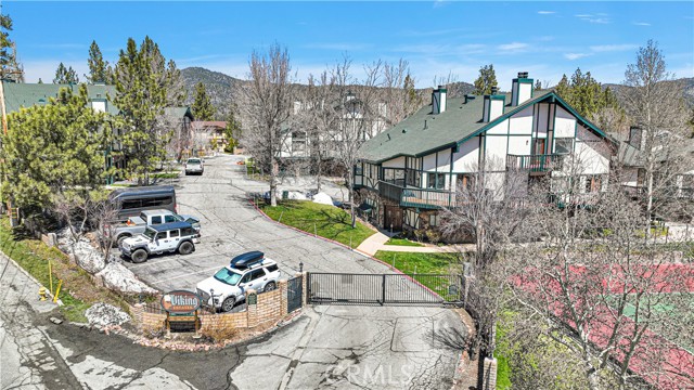 Detail Gallery Image 40 of 41 For 39802 Lakeview Dr #25,  Big Bear Lake,  CA 92315 - 2 Beds | 2 Baths