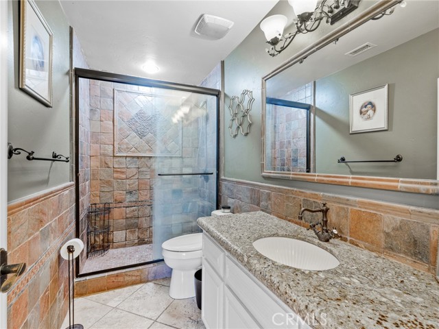 18160 Harbor Drive, Victorville CA: https://media.crmls.org/medias/e0289f54-d1ab-4829-8048-08ccd82fb9d1.jpg