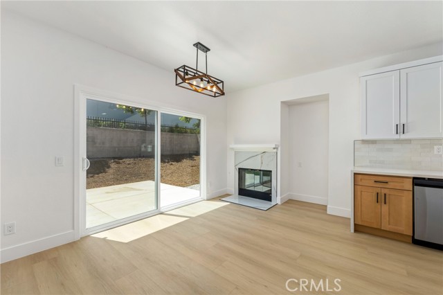 2504 N Fitzsimmons Avenue, Rialto CA: https://media.crmls.org/medias/e028dee0-0c2b-49e0-8c5e-2c53dce57214.jpg