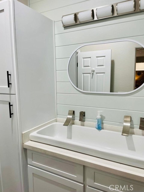 Detail Gallery Image 20 of 22 For 612 W Packwood, Visalia,  CA 93277 - 5 Beds | 3/1 Baths