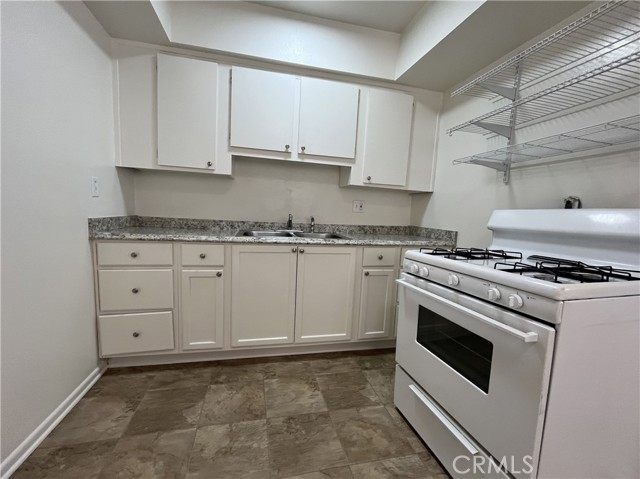 Detail Gallery Image 7 of 13 For 1342 Agate Ave 1a,  Mentone,  CA 92359 - 2 Beds | 1 Baths