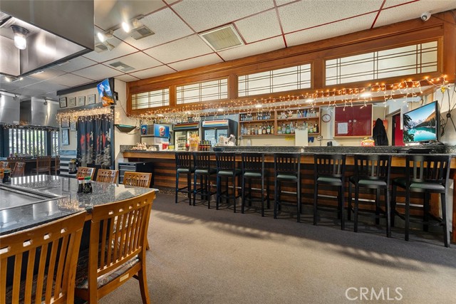 320 W Foothill Blvd, Upland CA: https://media.crmls.org/medias/e029882d-3657-4287-bffb-9cddd8f1ccb9.jpg