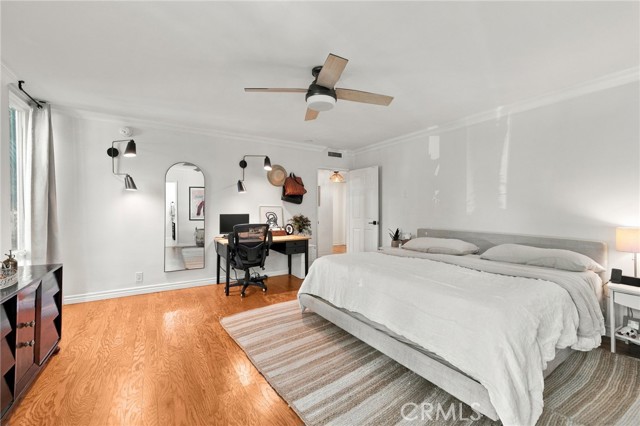 10240 Camarillo, 115 photo 15