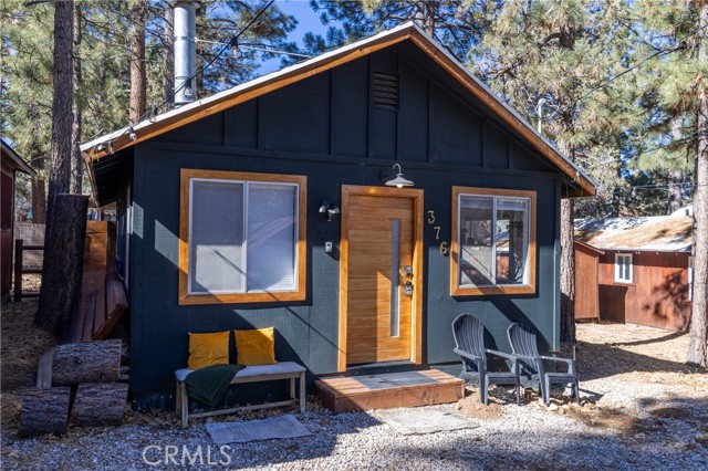 Detail Gallery Image 3 of 28 For 376 Riverside Ave, Sugarloaf,  CA 92386 - 1 Beds | 1 Baths