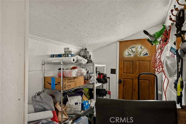 Detail Gallery Image 23 of 29 For 32135 West Dr, Running Springs,  CA 92382 - 2 Beds | 2 Baths