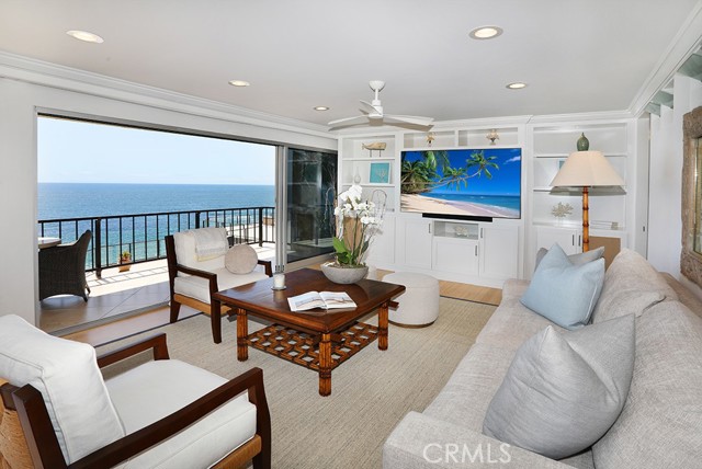 31423 South Coast Hwy, Laguna Beach CA: https://media.crmls.org/medias/e02ba262-7a0e-4216-b3ca-d9dadf5c5410.jpg