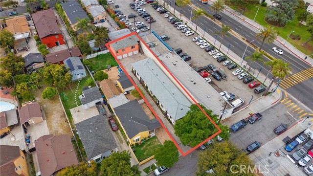 8915 Elizabeth Ave, South Gate CA: https://media.crmls.org/medias/e02bccc4-e8bc-429c-9f38-21a668b02d1a.jpg
