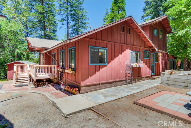 Detail Gallery Image 5 of 48 For 9339 Wood Rd, Forest Falls,  CA 92339 - 3 Beds | 2 Baths