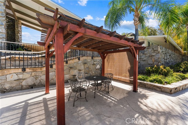 2 Bed Home for Sale in Newhall, California