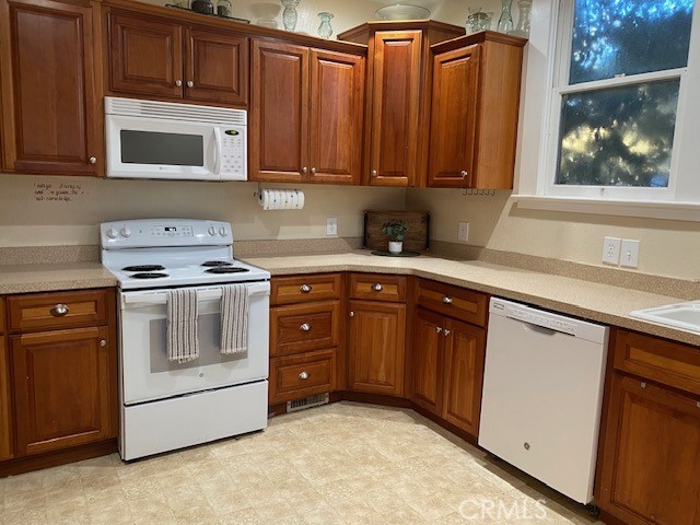 Detail Gallery Image 20 of 70 For 1550 Bird Street, Oroville,  CA 95965 - 4 Beds | 3/1 Baths
