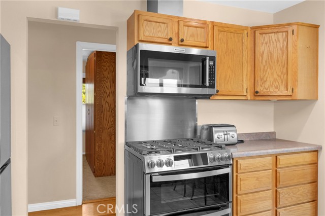 Detail Gallery Image 13 of 31 For 1521 S Dallas Dr, Anaheim,  CA 92804 - 3 Beds | 2/1 Baths
