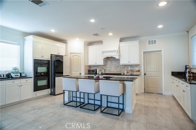 Detail Gallery Image 9 of 23 For 29408 Tremont, Menifee,  CA 92584 - 3 Beds | 2/1 Baths