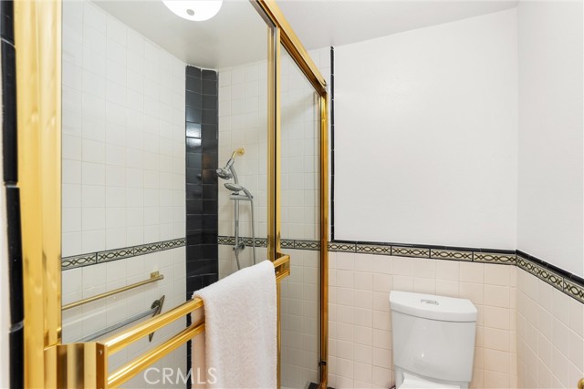5552 Via Dos Cerros, Riverside CA: https://media.crmls.org/medias/e02deb6e-04af-4424-a783-d87eea68a466.jpg