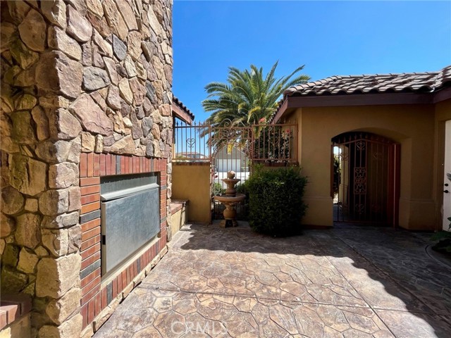 16052 W Middleton Avenue, Kerman CA: https://media.crmls.org/medias/e02f4b1d-3db3-461a-afe5-235a656bd19b.jpg
