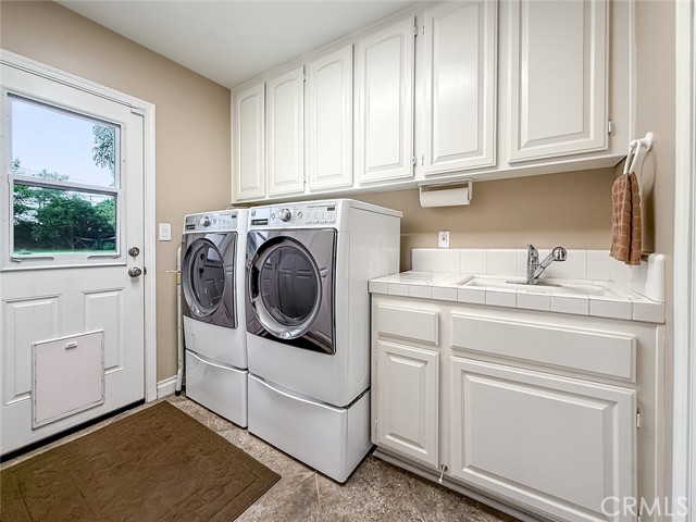 17512 Superior Street photo 24