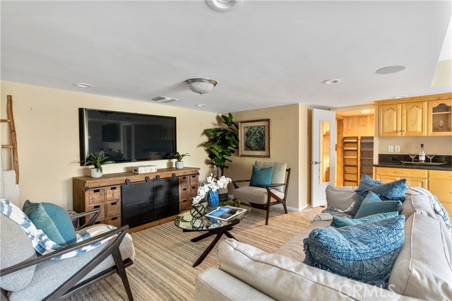1609 Via Montemar, Palos Verdes Estates, California 90274, 3 Bedrooms Bedrooms, ,Residential,Sold,Via Montemar,SB21199956