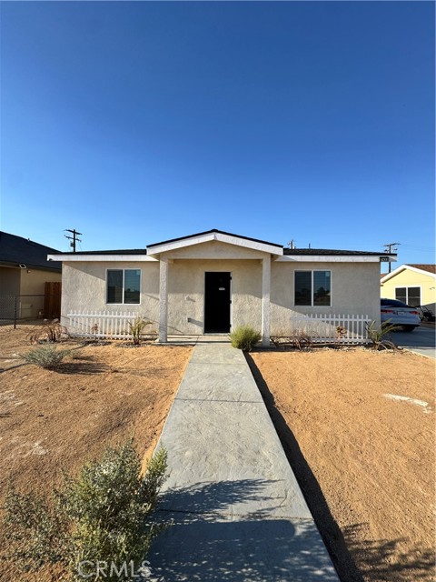 7433 JIMSON Avenue, California City CA: https://media.crmls.org/medias/e03138e9-af1b-4baf-8790-77a4f0e8a26f.jpg