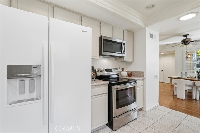 5512 W Paseo Del Lago, Laguna Woods CA: https://media.crmls.org/medias/e0314de9-d901-487d-98c6-05a85ad4732e.jpg