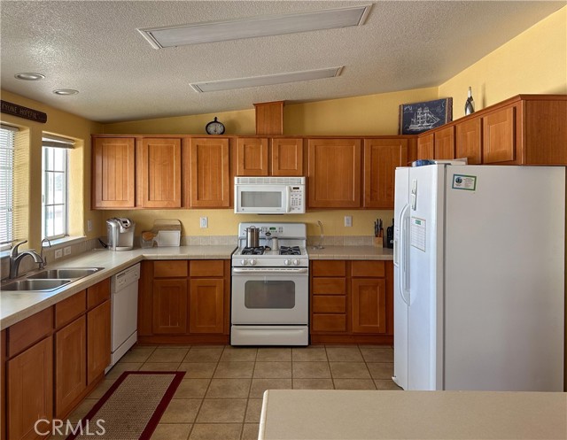 Detail Gallery Image 9 of 23 For 10961 Desert Lawn Dr #432,  Calimesa,  CA 92320 - 3 Beds | 2 Baths