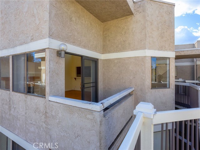 Detail Gallery Image 8 of 51 For 365 W Alameda Ave #305,  Burbank,  CA 91506 - 2 Beds | 2 Baths
