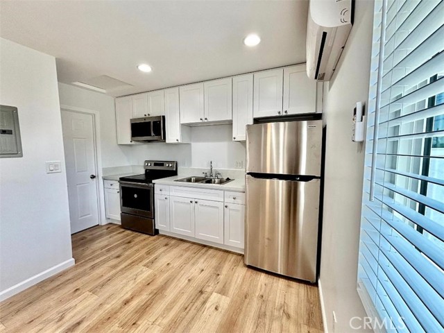 Detail Gallery Image 9 of 15 For 938 E Lemon Ave, Glendora,  CA 91741 - 1 Beds | 1 Baths