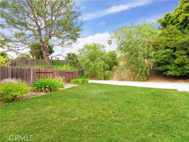 28408 Quailhill Drive, Rancho Palos Verdes CA: https://media.crmls.org/medias/e033a200-335e-4784-b85f-6b3dff794f73.jpg