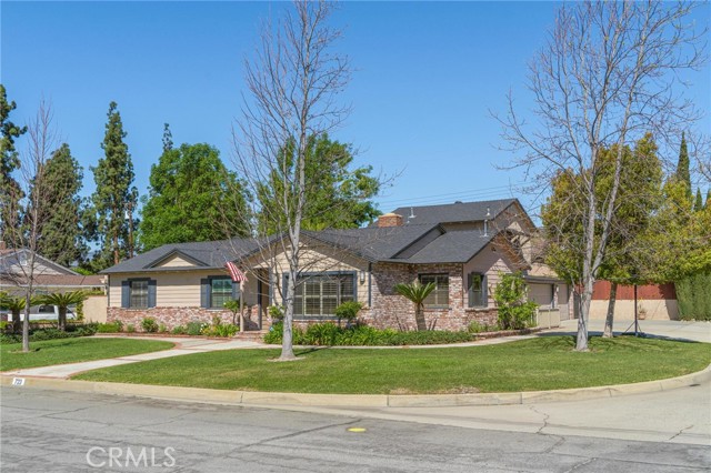 723 E Kirkwall Rd, Glendora, CA 91740