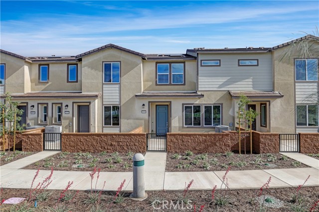 Front Image Thumbnail for CROC25260475