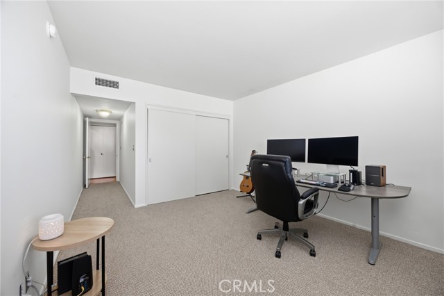 2 Bed Home for Sale in Sherman Oaks, California