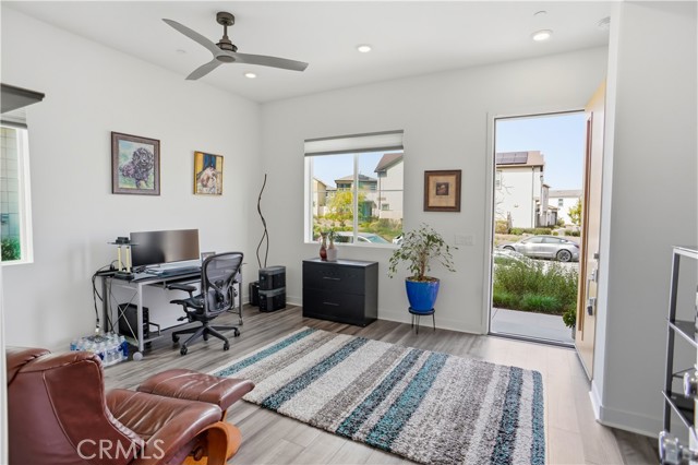 Detail Gallery Image 5 of 31 For 27465 Chamise, Valencia,  CA 91381 - 2 Beds | 3 Baths