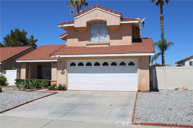 Detail Gallery Image 2 of 27 For 1848 Cascadian Way, San Jacinto,  CA 92583 - 3 Beds | 2/1 Baths