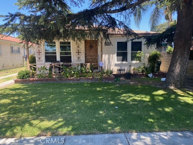 4647 Abbott Road, Lynwood CA: https://media.crmls.org/medias/e03603ae-6eb3-4854-90b3-8089836b1f28.jpg