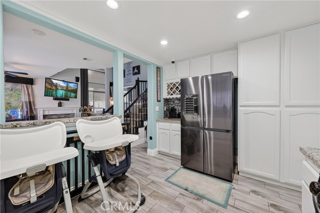 Detail Gallery Image 13 of 33 For 2026 San Diego, Corona,  CA 92882 - 3 Beds | 2/1 Baths