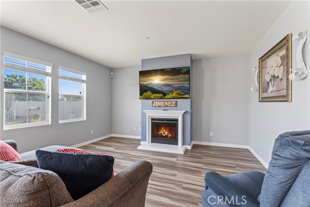 Detail Gallery Image 7 of 49 For 695 Poo Ish, San Jacinto,  CA 92582 - 6 Beds | 3/1 Baths