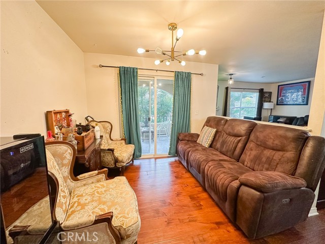 150 N River Circle, Oceanside CA: https://media.crmls.org/medias/e037a19f-eac2-4412-8046-0602b57359d6.jpg