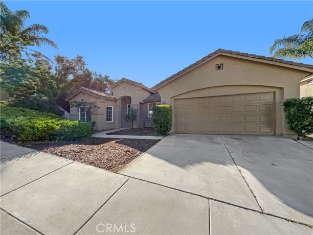 Detail Gallery Image 1 of 1 For 31605 Ridgecrest Dr, Lake Elsinore,  CA 92532 - 3 Beds | 2 Baths